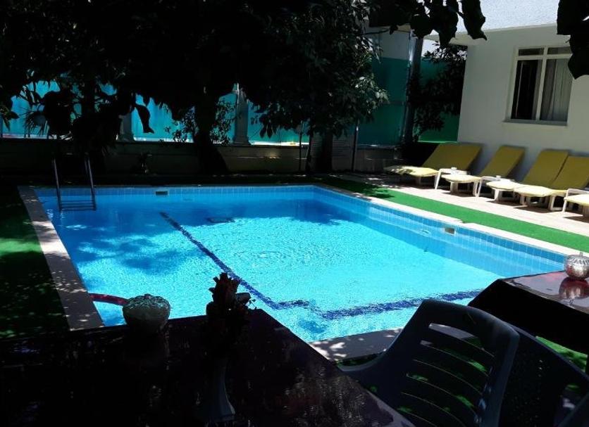 Kolam Foto
