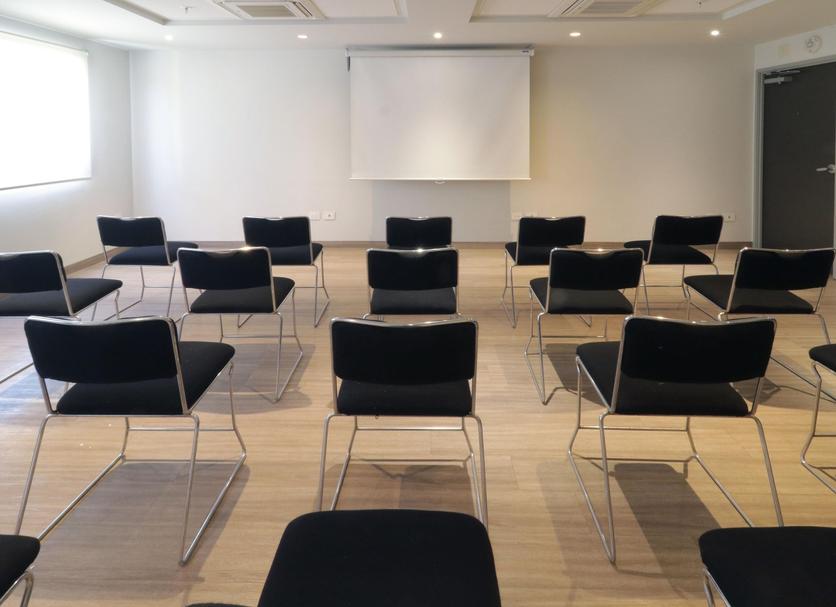 Ruang konferensi Foto