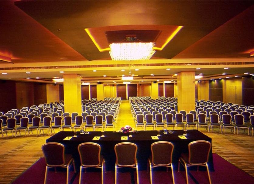 Ruang konferensi Foto