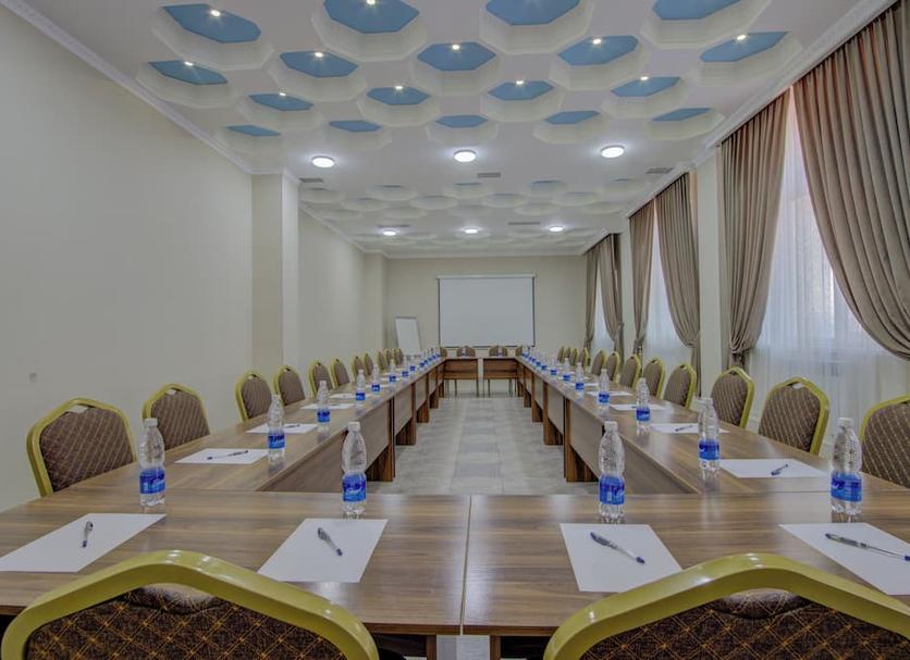 Ruang konferensi Foto