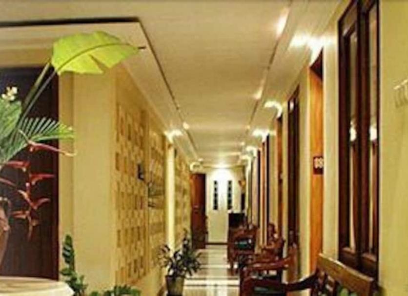 Lorong Foto
