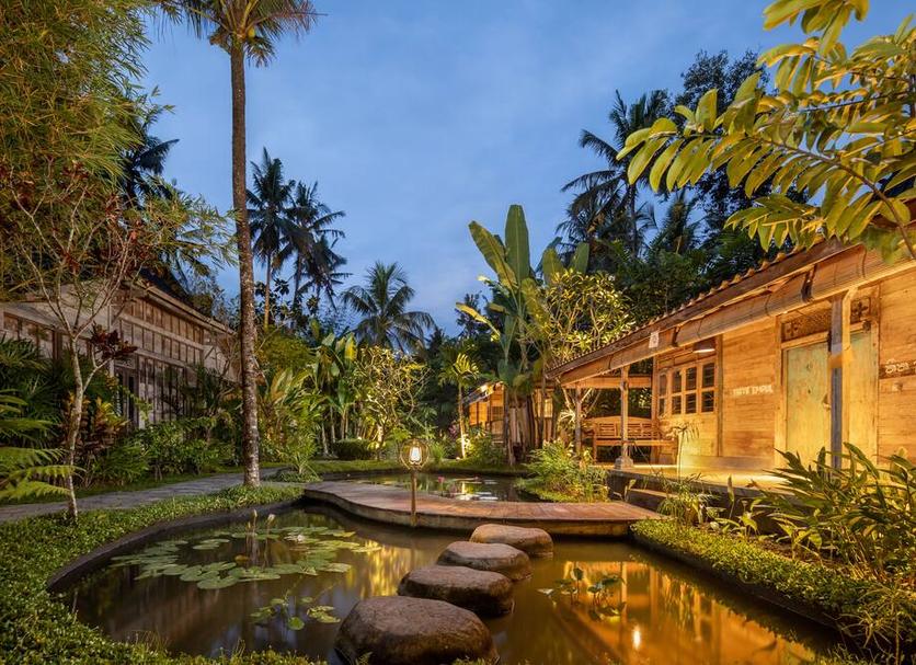 Pemandangan luar Foto
