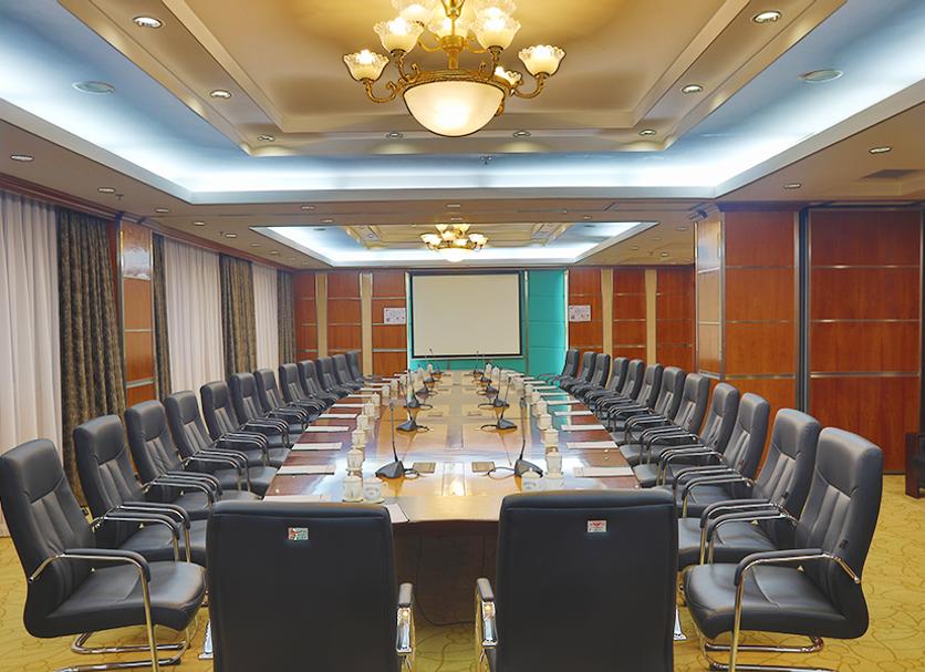 Ruang konferensi Foto