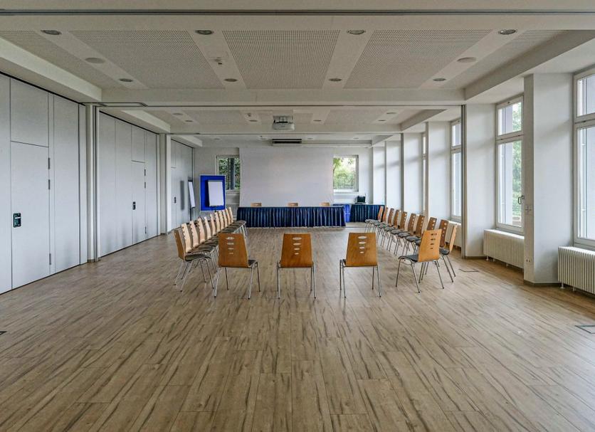 Ruang konferensi Foto