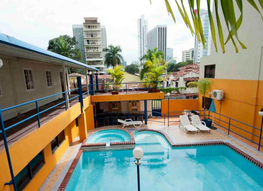 Kolam Foto