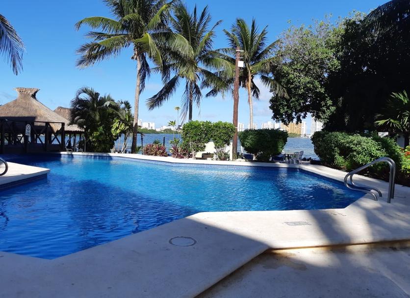 Kolam Foto