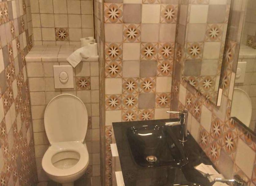 Kamar Mandi Foto