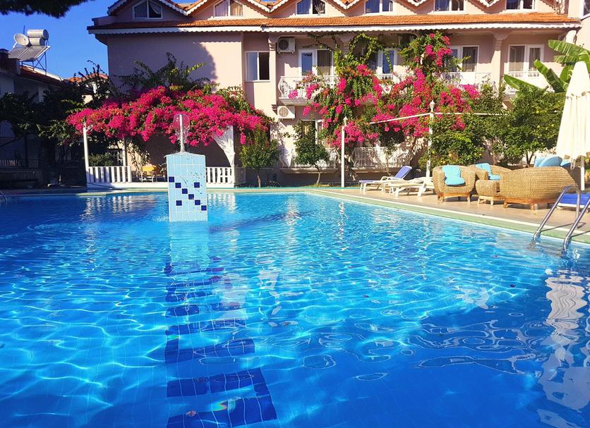 Kolam Foto