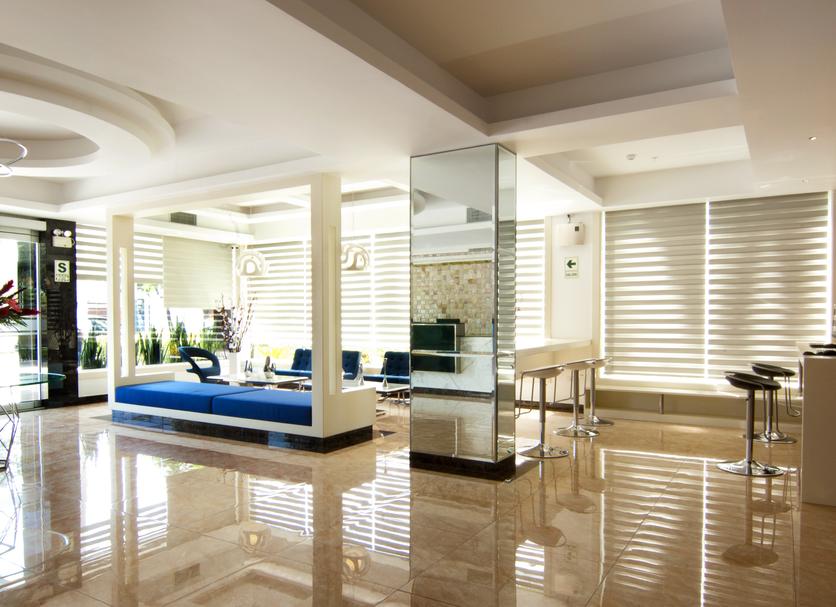 Pintu Masuk Hotel Foto