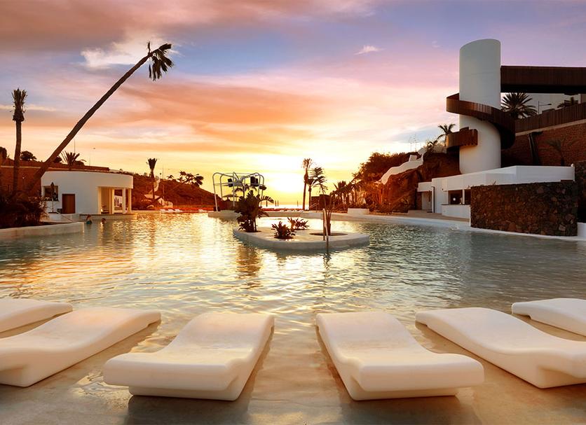 Kolam Foto