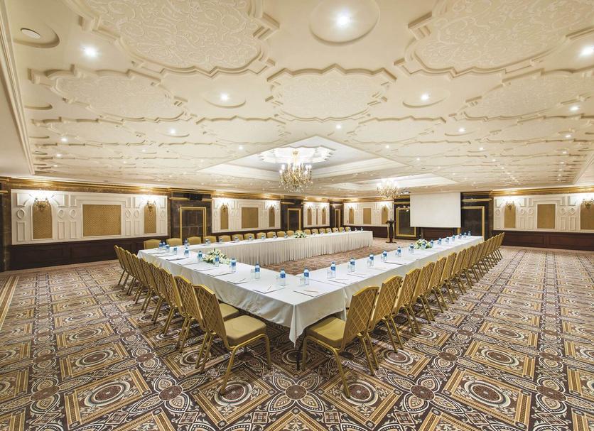 Ruang konferensi Foto