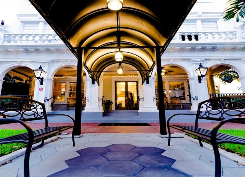 Pintu Masuk Hotel Foto