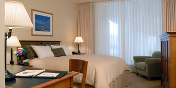 Charles F. Knight Executive Education Center - St. Louis - Bedroom
