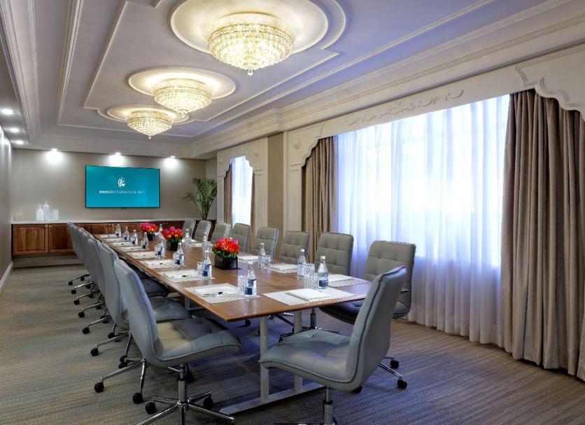 Ruang konferensi Foto