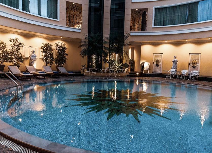 Kolam Foto