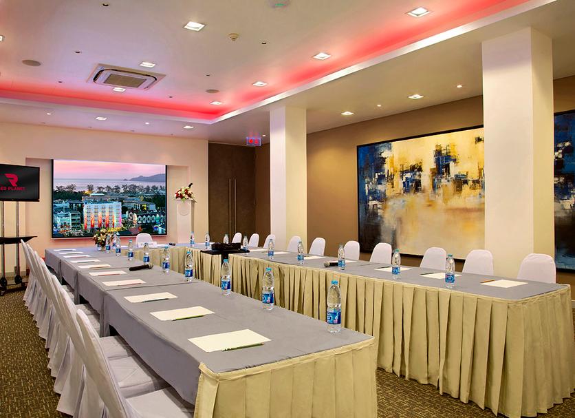 Ruang konferensi Foto