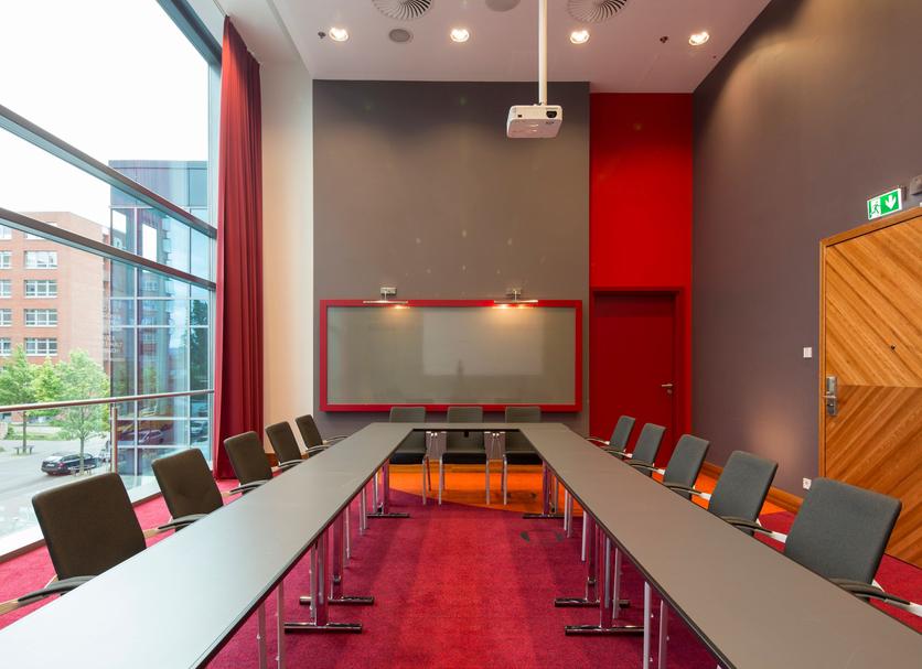 Ruang konferensi Foto