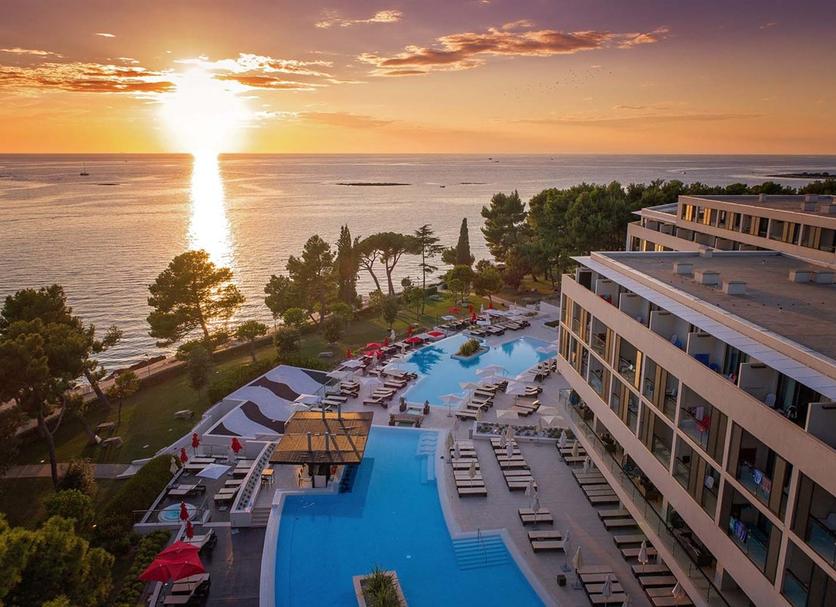 Kolam Foto