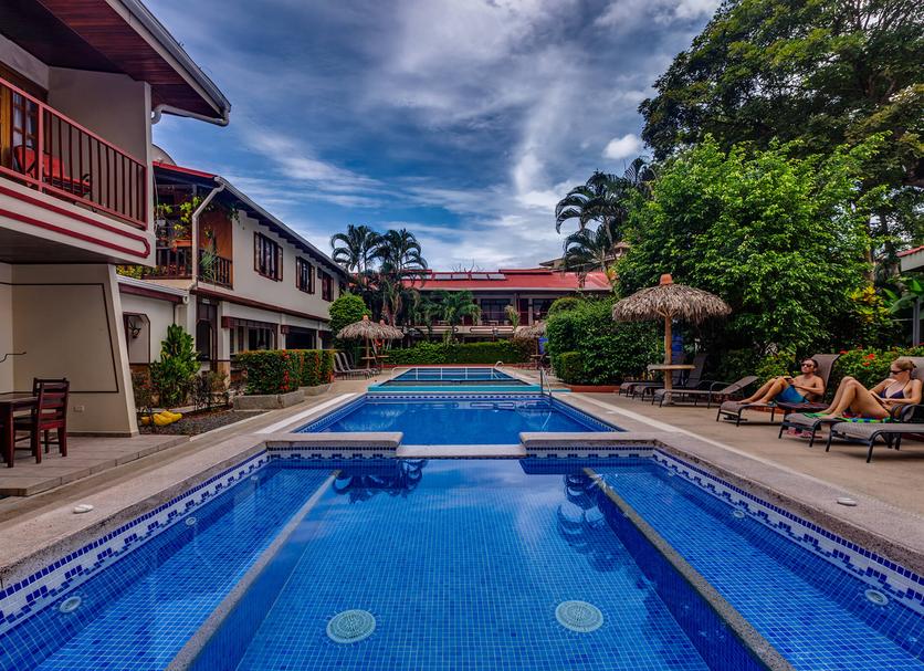 Kolam Foto