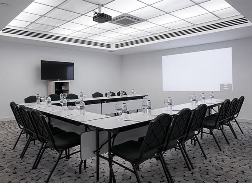 Ruang konferensi Foto