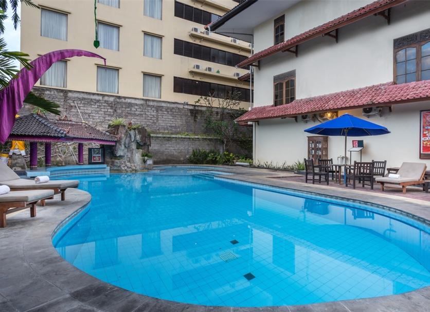 Kolam Foto