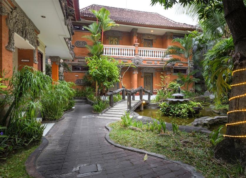 Pemandangan luar Foto