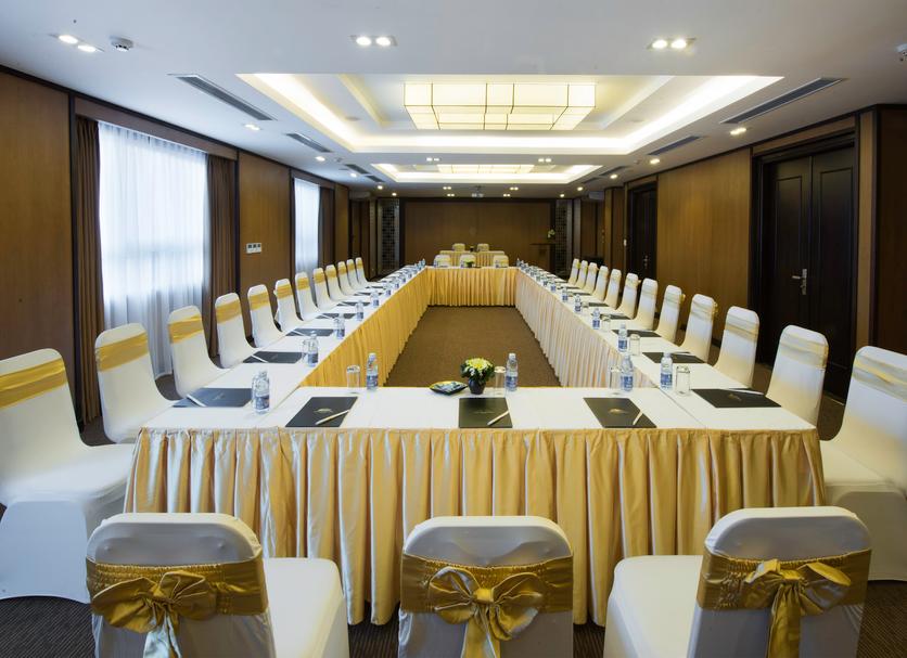 Ruang konferensi Foto