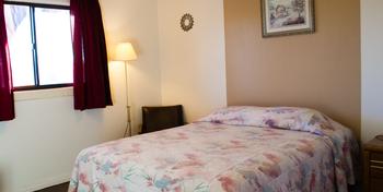 Debbie's Hide A Way Motel - Page - Bedroom