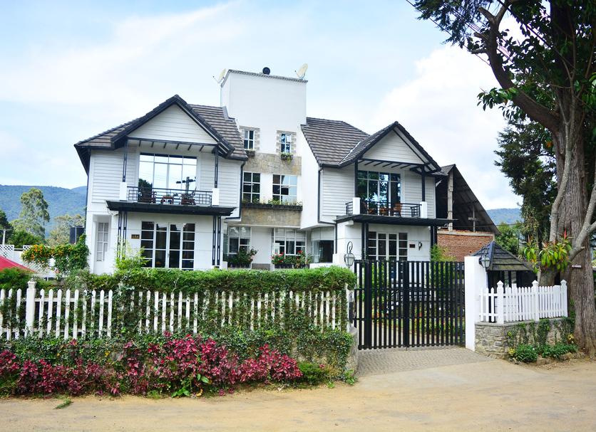 Pintu Masuk Hotel Foto