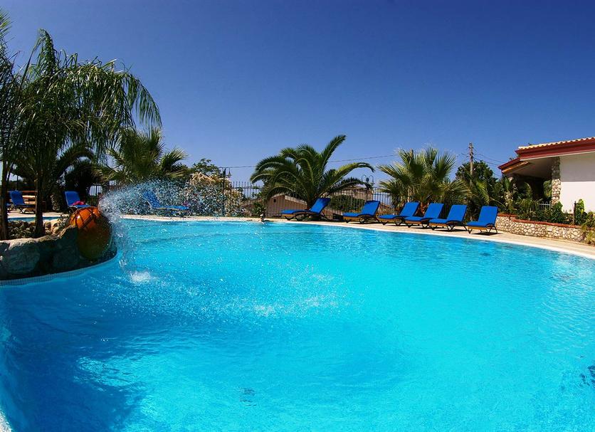 Kolam Foto