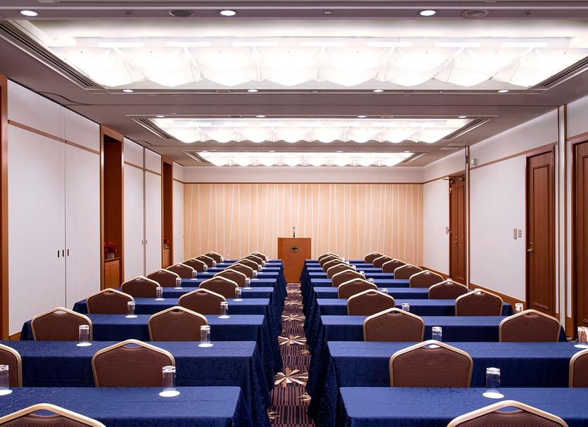 Ruang konferensi Foto